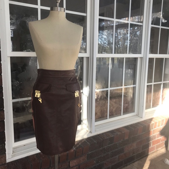 🦋 Gorgeous Moschino Brown Leather skirt - Picture 3 of 8